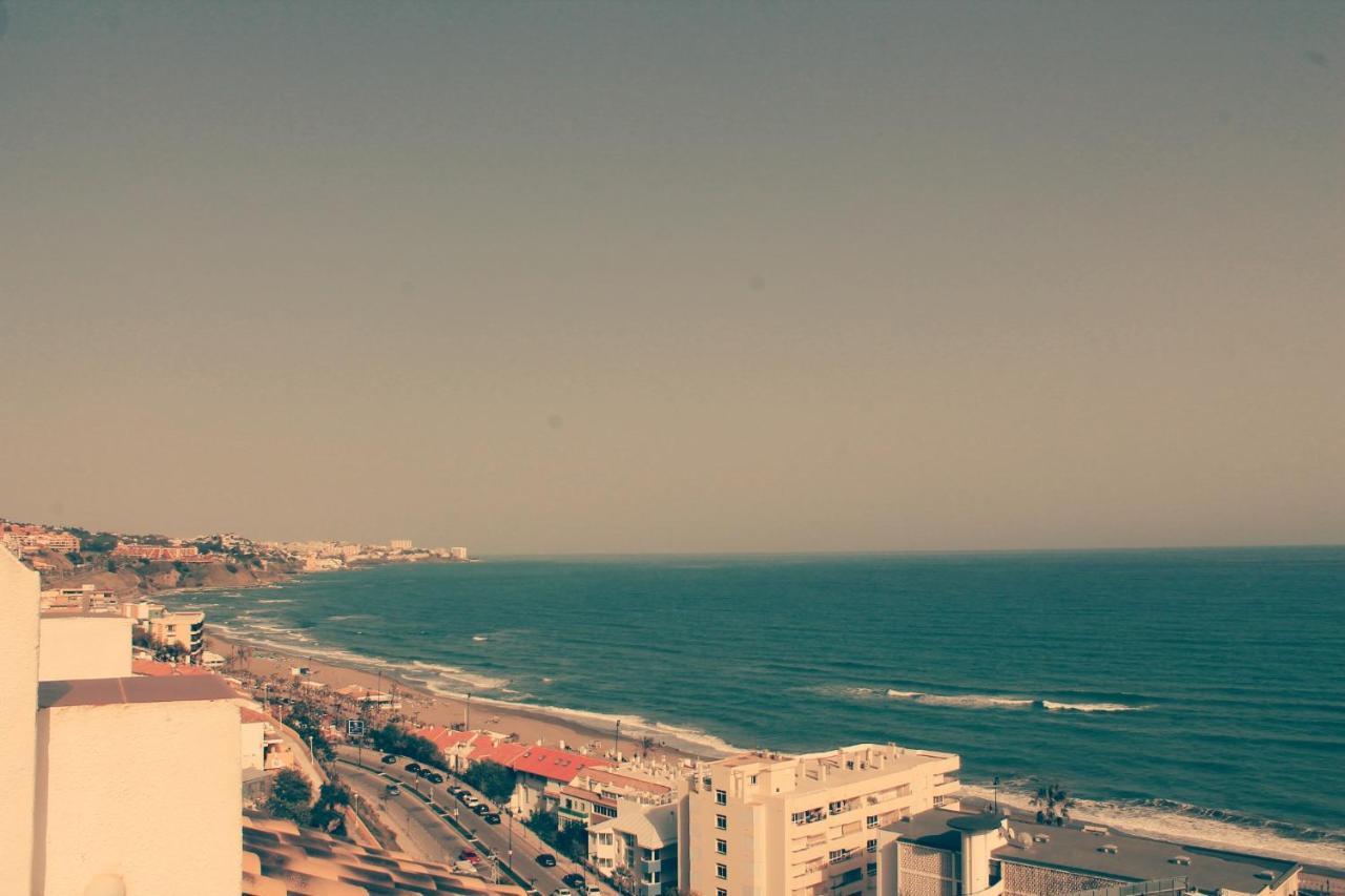 Apartamento Penthouse Near The Beach Fuengirola Exterior foto