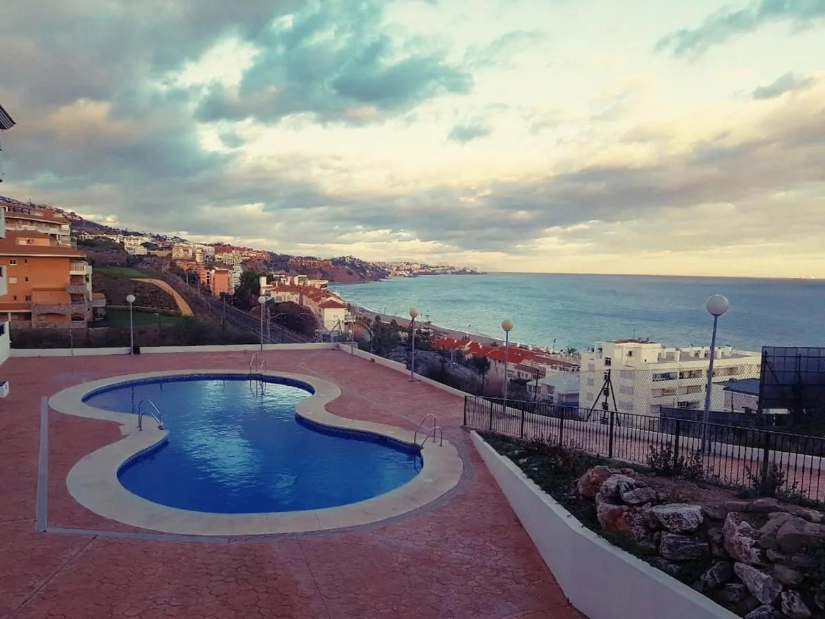Apartamento Penthouse Near The Beach Fuengirola Exterior foto